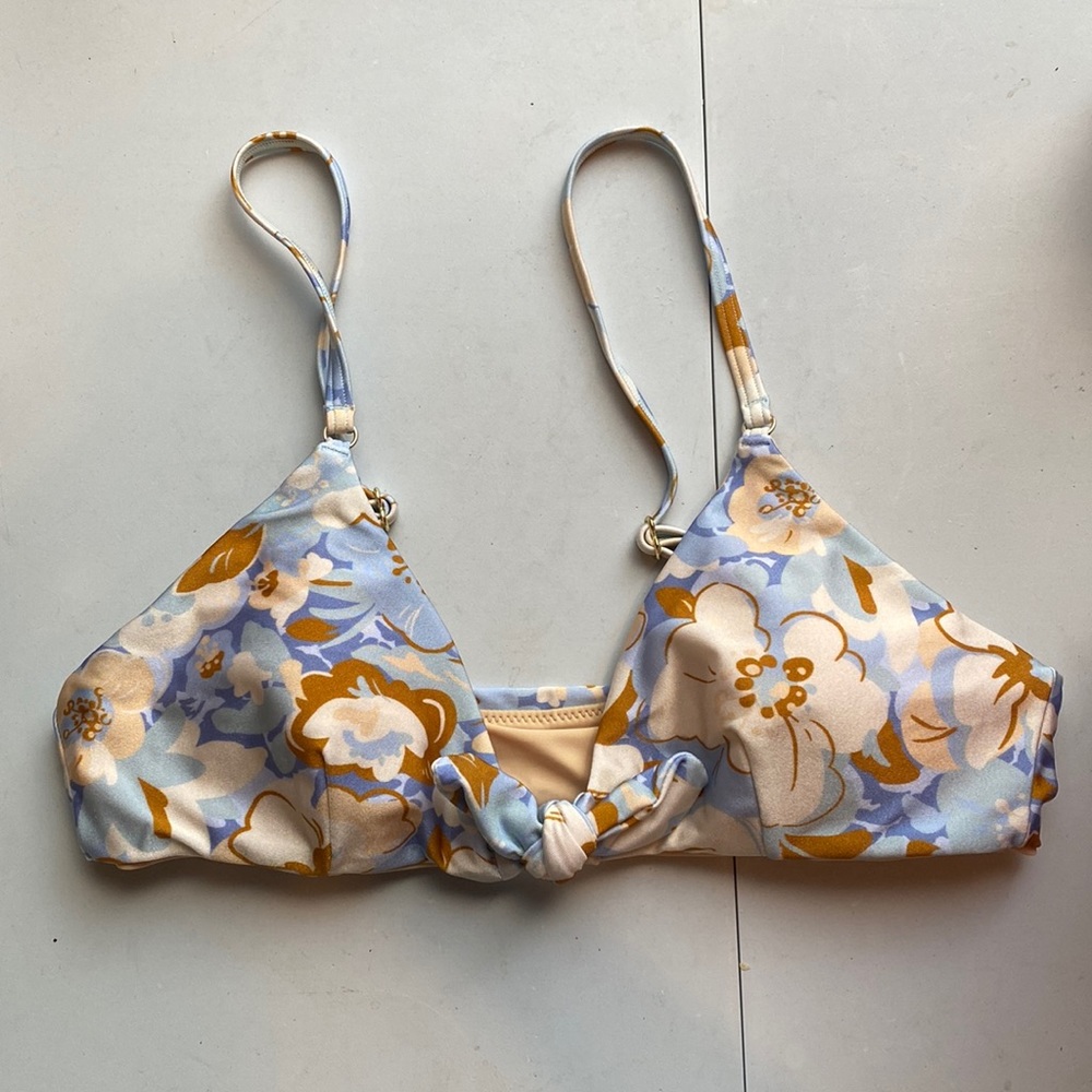 MinkPink Lumi Tie Front Bikini Top size m